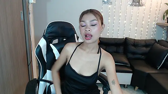 Snapshot of Perla_prg chatting on 21, 2, 2025 Perla prg online show from 21, 2, 2025