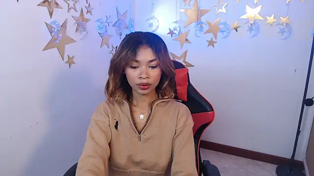 Snapshot of Perla_prg chatting on 10, 10, 2025 Perla prg online show from 10, 10, 2025