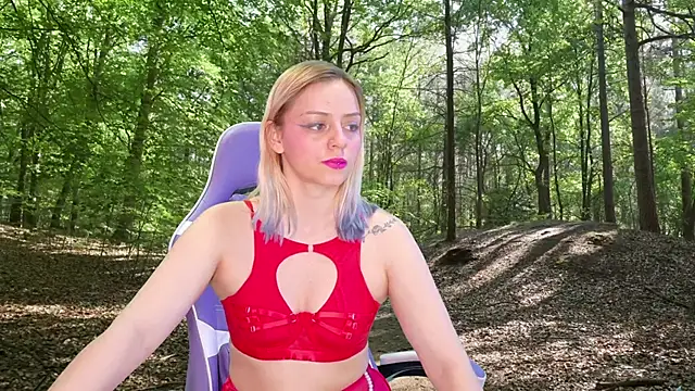 Snapshot of Dolce--Mia---Bianchi__07 chatting on 17, 1, 2025 Dolce--Mia---Bianchi 07 online show from 17, 1, 2025