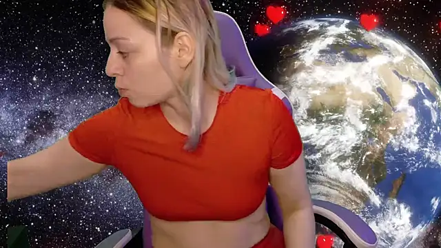 Snapshot of Dolce--Mia---Bianchi__07 chatting on 4, 2, 2025 Dolce--Mia---Bianchi 07 online show from 4, 2, 2025