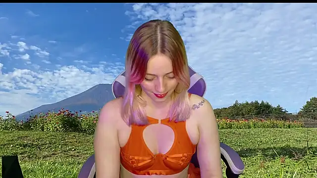 Snapshot of Dolce--Mia---Bianchi__07 chatting on 1, 3, 2025 Dolce--Mia---Bianchi 07 online show from 1, 3, 2025