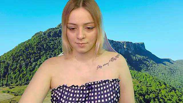 Snapshot of Dolce--Mia---Bianchi__07 chatting on 11, 3, 2025 Dolce--Mia---Bianchi 07 online show from 11, 3, 2025