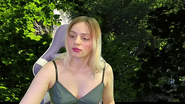 Snapshot of Dolce--Mia---Bianchi__07 chatting on 20, 3, 2025 Dolce--Mia---Bianchi 07 online show from 20, 3, 2025