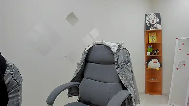 Doliss online show from 23, 4, 2026