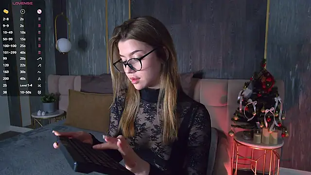 Snapshot of Sara_Lewiis chatting on 9, 1, 2026 Sara Lewiis online show from 9, 1, 2026