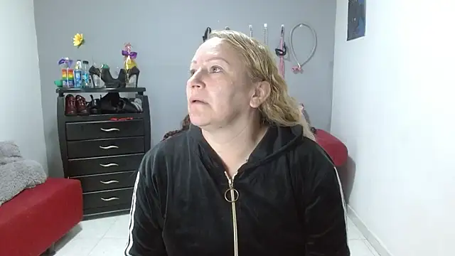 emperabigbootybigass online show from 4, 2, 2025