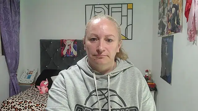 emperabigbootybigass online show from 23, 7, 2026