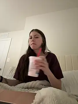 emilycoco online show from 16, 3, 2026