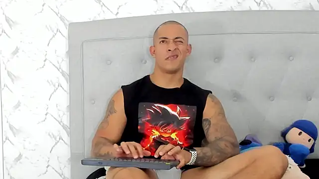 luigiferrara online show from 6, 3, 2025