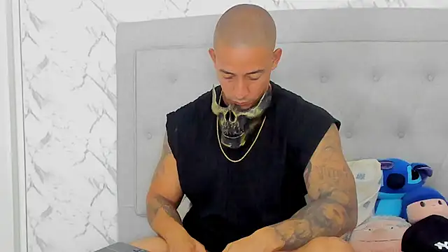 luigiferrara online show from 31, 10, 2025