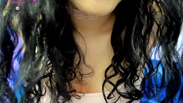 Violetaa diazz online show from 28, 2, 2025