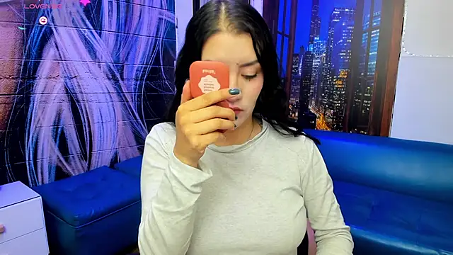 Violetaa diazz online show from 7, 3, 2025