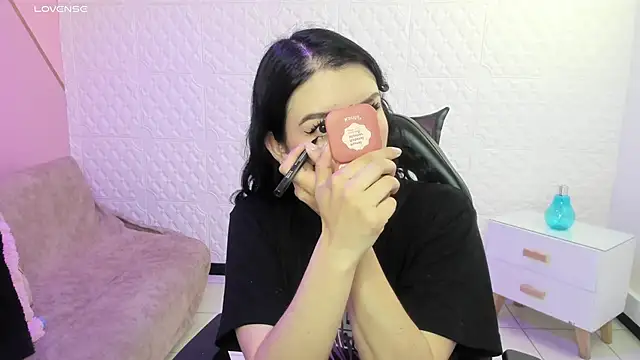 Violetaa diazz online show from 20, 9, 2025