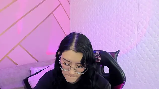 Violetaa diazz online show from 14, 1, 2026