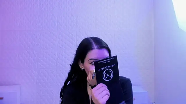 Violetaa diazz online show from 25, 4, 2026