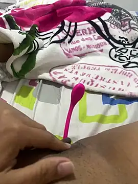 Snapshot of ANYLU19 chatting on 4, 1, 2025 ANYLU19 online show from 4, 1, 2025