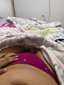 Snapshot of ANYLU19 chatting on 25, 10, 2025 ANYLU19 online show from 25, 10, 2025