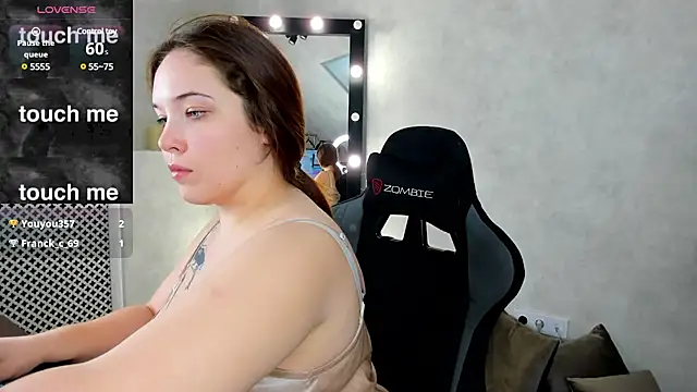 Aliisson Edwards online show from 4, 2, 2025