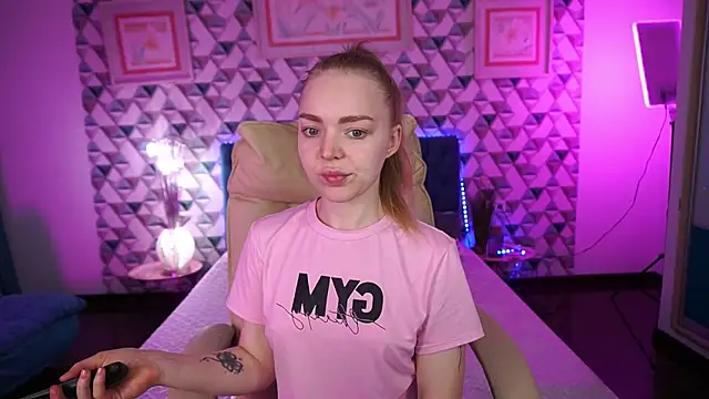 EmilySunshineS online show from 11, 4, 2026