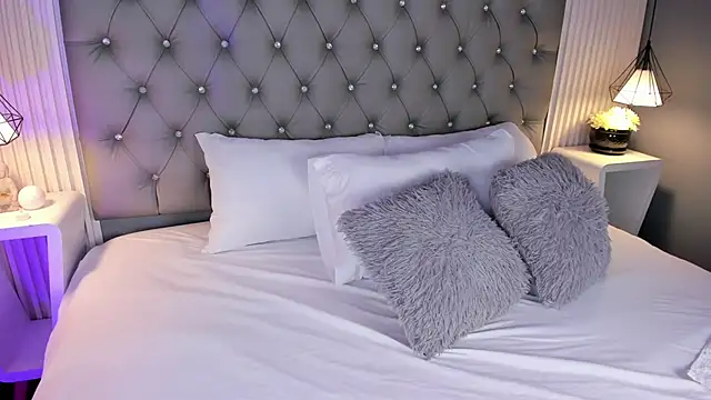 VioletthaRous online show from 24, 2, 2026