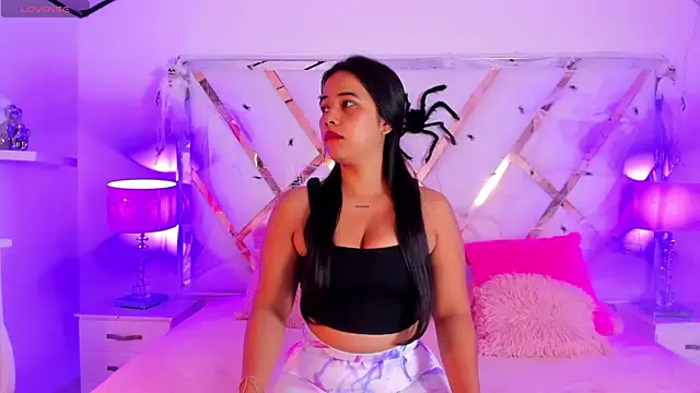 naughty  sara online show from 17, 10, 2025