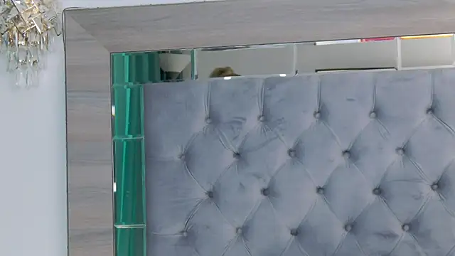 Lorehottie online show from 24, 9, 2025