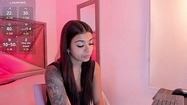 GiaFu online show from 14, 12, 2025