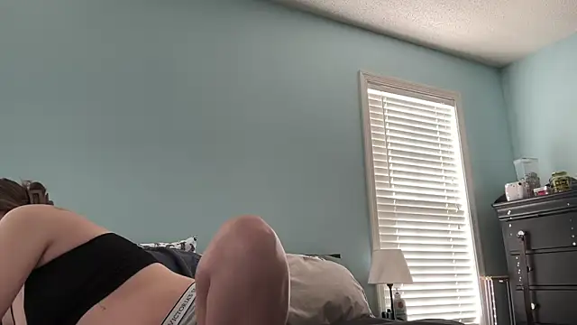 Maxinebabyyy online show from 18, 11, 2025