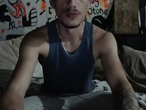 roystonee01 online show from 28, 9, 2025