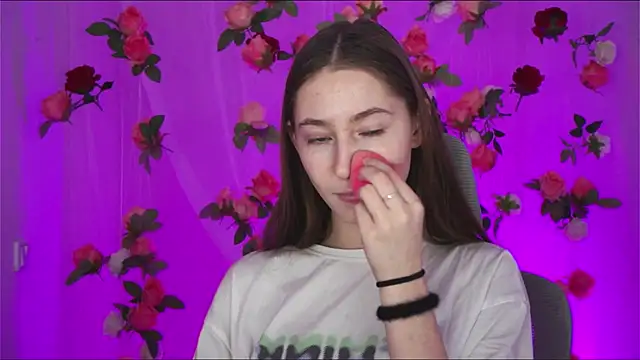 fuunnybunny online show from 18, 12, 2024