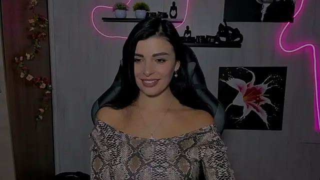 Snapshot of KayWuds chatting on 5, 12, 2024 KayWuds online show from 5, 12, 2024