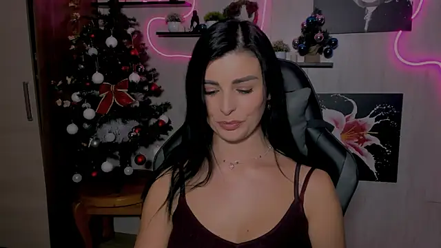 Snapshot of KayWuds chatting on 28, 12, 2024 KayWuds online show from 28, 12, 2024