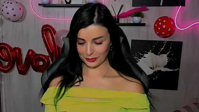 Snapshot of KayWuds chatting on 20, 2, 2025 KayWuds online show from 20, 2, 2025