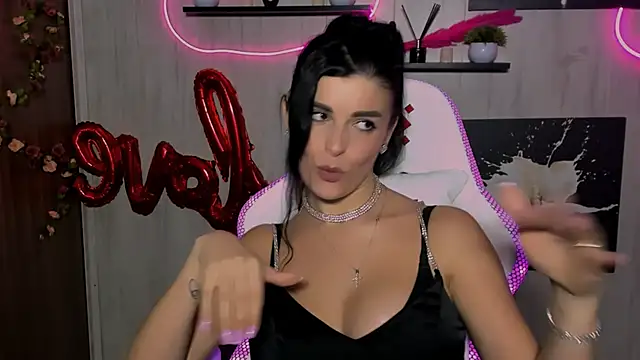 Snapshot of KayWuds chatting on 23, 2, 2025 KayWuds online show from 23, 2, 2025