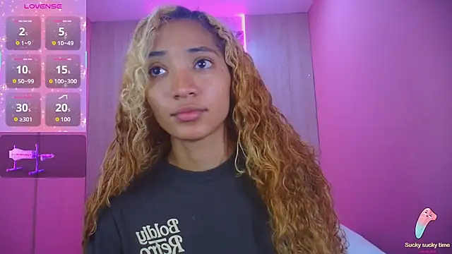 Snapshot of Charlotte_Love10 chatting on 29, 10, 2025 Charlotte Love10 online show from 29, 10, 2025