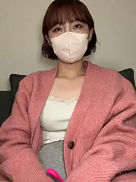 Snapshot of -x_MIU_x chatting on 14, 6, 2026 -x MIU x online show from 14, 6, 2026