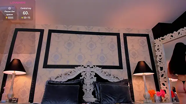 ImSophiie online show from 8, 3, 2025