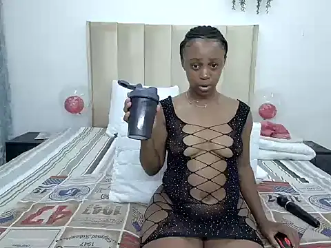 Pearl 00 online show from 12, 2, 2025