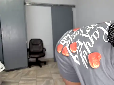 Snapshot of Pearl_00 chatting on 1, 3, 2026 Pearl 00 online show from 1, 3, 2026