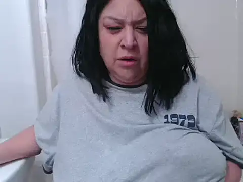 AlyssiaAmoreXO online show from 20, 3, 2025