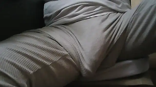 xxxlhung4uxxx online show from 11, 10, 2025