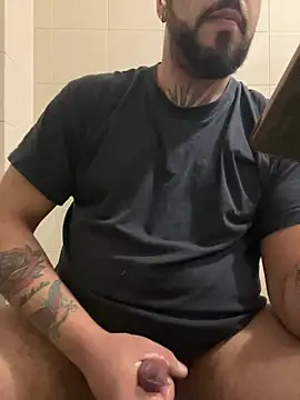 Snapshot of Dikkiduohottt chatting on 16, 1, 2025 Dikkiduohottt online show from 16, 1, 2025