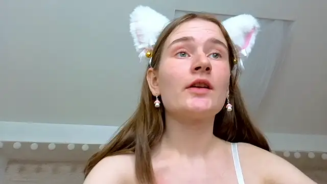 L1ittle kitty  online show from 21, 3, 2025