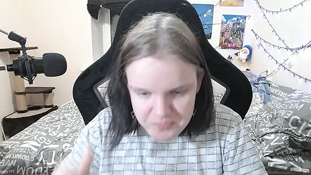 DivaMarisa online show from 14, 3, 2025