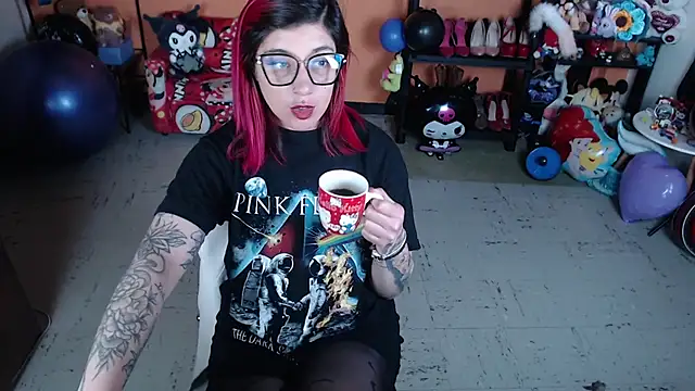 MissMiia2 online show from 15, 9, 2025