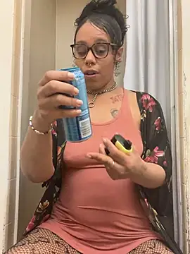 Snapshot of Princess_Desirae chatting on 16, 5, 2026 Princess Desirae online show from 16, 5, 2026