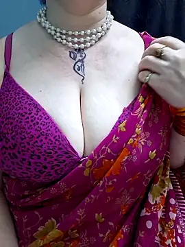 Snapshot of Raja_Ranii chatting on 13, 5, 2026 Raja Ranii online show from 13, 5, 2026