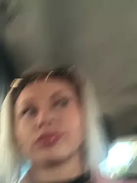 Diamond Bunny  online show from 31, 1, 2025