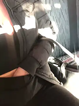 Diamond Bunny  online show from 13, 2, 2025