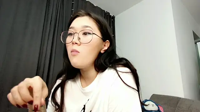 Jennatyan online show from 31, 12, 2024